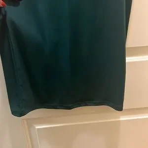 green emerald velvet dress Forever New Emerald Green Dress – WISI-Oi main image 0